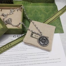 GUCCI  구찌 목걸이
