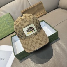 GUCCI  구찌  볼캡 모자