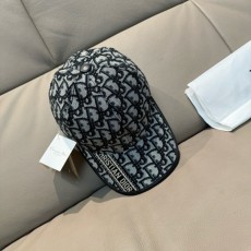 DIOR  디올   볼캡 모자