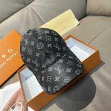 LOUIS VUITTON  루이비통  볼캡 모자