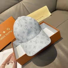 LOUIS VUITTON  루이비통  볼캡 모자